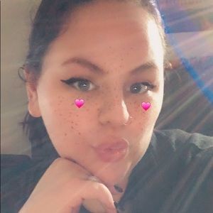 Meet your Posher, Brianna